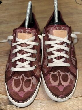 Coach Burgundy Signature Logo Low-Top Sneakers